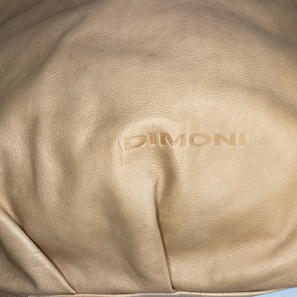 Hobo bag in the perfect fall color! - Picture 3 of 10